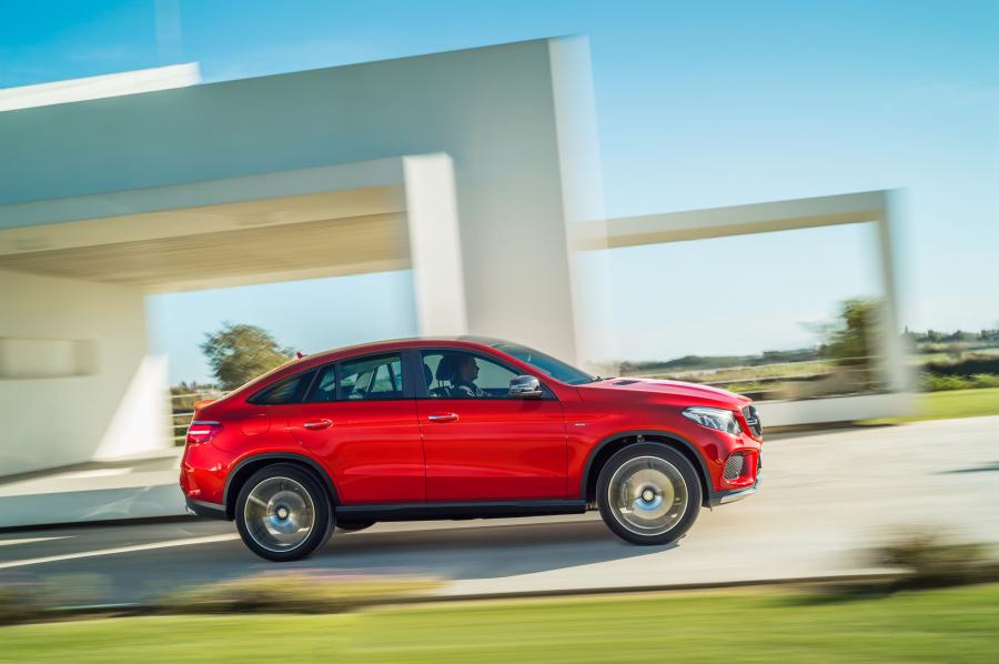  Mercedes-Benz GLE450 AMG 4Matic Coupe 2015 года  (фото 23 из 37)